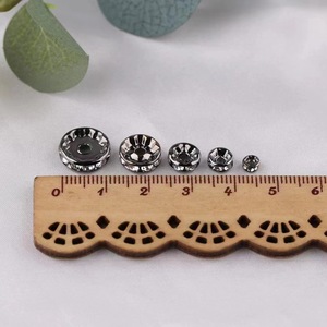 Accessoires de bijoux DIY personnalisés Bracelet en <span class=keywords><strong>diamant</strong></span> incrusté Perles d'espacement à grand trou 4mm 5mm 6mm 8mm Strass plaqué or à coudre - Product Image 4