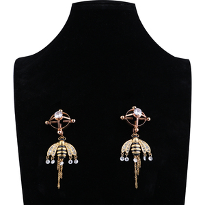 Pinces à tétons décoratives Doux SM Torture Golden Honey-bind Ring Vis Rotation Fixation Pinces à tétons en acier inoxydable Jouets sexuels pour adultes - Product Image 5