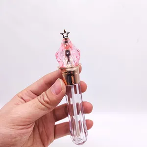 Usine personnalisée vide rechargeable 4ml cosmétique magique mignon princesse fée baguette de brillance à lèvres tube avec faible QUANTITÉ MINIMALE DE COMMANDE