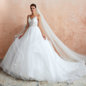 8 vestidos de novia ideales para mujeres maduras - Túnica
