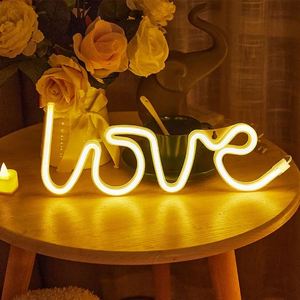 Lampe néon LED « Love » lumineuse pour la Saint-Valentin, idéale pour les propositions, la décoration de fêtes, la décoration de maison et comme cadeau pour adultes - Product Image 1