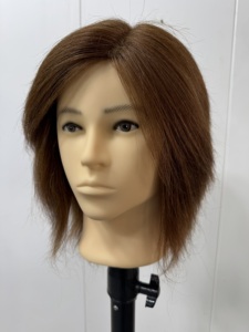 Testa di Manichino in Capelli Remy Marroni da 56 cm (8 Pollici) per Taglio e Acconciatura Maschile in Salone - Product Image 2