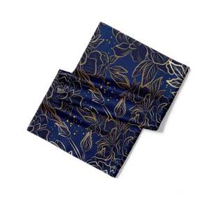 Écharpe en soie pour femmes, écharpe en soie de créateur pour dormir, écharpe en soie personnalisée - Product Image 4