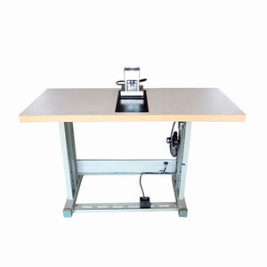 Poinçonneuse à ultrasons pour boucles d'oreilles et masques faciaux Poinçonneuses de sacs non tissés Poinçonneuse à poignée découpée en D - Product Image 1