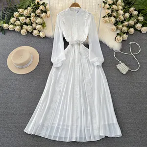 2024新款时尚优雅长马克西连衣裙女性白色蕾丝拼布加大码长袖连衣裙带腰带奢华立领