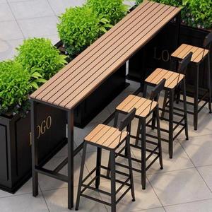 Nouveau design de tabourets de bar de haute qualité Ensemble de meubles de luxe Table et chaises d'extérieur de style industriel - Product Image 1