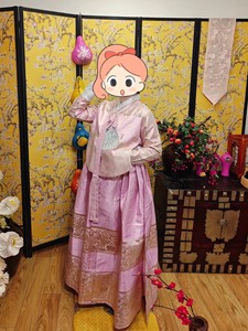 ชุดฮันบกแบบดั้งเดิมสำหรับผู้หญิงชาวเกาหลีเชื้อสายยันจี  ผ้าโพลีเอสเตอร์  ลายปักนูน  แขนยาว  สำหรับฤดูหนาว  สไตล์พระราชวัง  เหมาะสำหรับการเดินทางในยานเปียน - Product Image 6