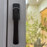 Ventana Abatible con Marco de Aleación de Aluminio con Rotura de Puente Térmico Certificada AS2047, Diseño Insonorizado, Calificada por Energy Star para Exteriores