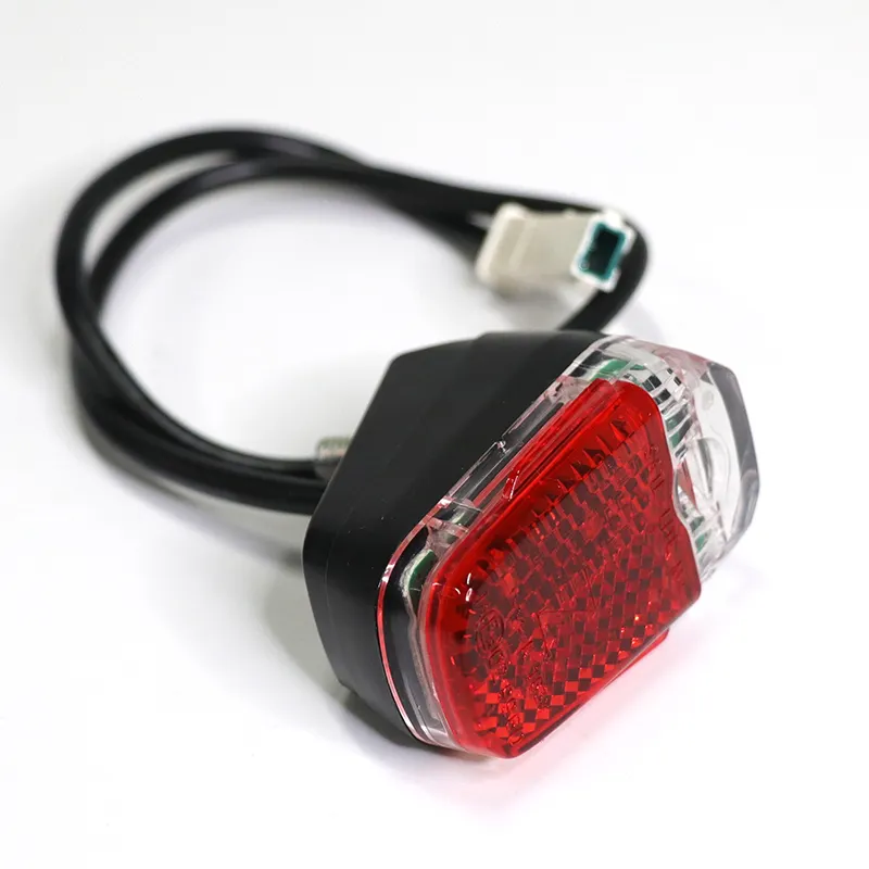 Nuova immagine all'ingrosso Kickscooter parti fanale posteriore per Max G30D condivisione Scooter elettrico pezzi di ricambio accessori escoter luce