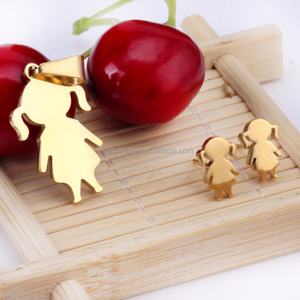 Parure de bijoux en acier inoxydable plaqué or avec motifs Mangalsutra, design inspiré de l'Arabie Saoudite - Product Image 5