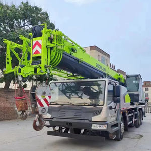 Grue sur camion Zoomlion ZTC250A5-3 d'occasion 25T : Solution de levage haute performance avec moteur de pompe de qualité et pièces essentielles - Product Image 1