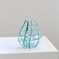 Vase en verre de Murano au design moderne fabriqué à la main lignes turquoises texturées pour la décoration de salle d'art centre de table ou cadeau