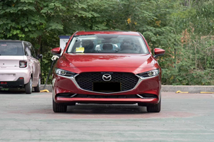 <span class=keywords><strong>Mazda</strong></span> Axela <span class=keywords><strong>2023</strong></span> Usado, Económico, Automático, Volante a la Izquierda, Asientos de Cuero, Rines R18, Sedán de Gasolina - Product Image 2
