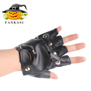 Gants demi-doigts en cuir PU cloutés Fankasi, respirants, style punk rock, pour fête d'Halloween, adultes et adolescents - Product Image 2