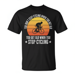T-shirt Premium Old Cyclist pour les cyclistes, vêtements promotionnels motivants pour les seniors actifs - Product Image 2