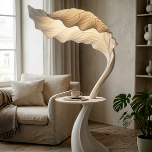 Lampe sur pied sculpturale contemporaine E26, hauteur réglable, grande taille, LED blanc chaud, matériau plastique, commande tactile, CRI 80, moderne - Product Image 1
