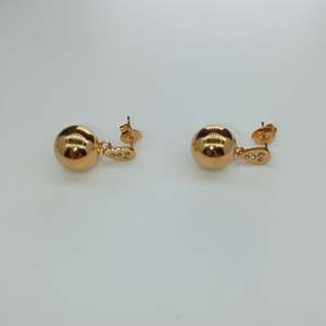 Pendientes de Moda, Acero Inoxidable 316L, Baño de Oro PVD, Sostenibles y Resistentes - Product Image 1
