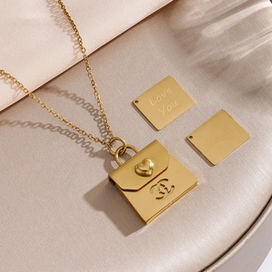 <span class=keywords><strong>Collana</strong></span> con Ciondolo a Forma di Libro in Acciaio Inossidabile di Lusso, Impermeabile e Resistente allo Sbiadimento - Product Image 2