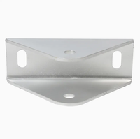 Connecteur triangulaire en acier au carbone de grade 4 avec revêtement Zn-Al-Mg et galvanisation à chaud pour système de support solaire