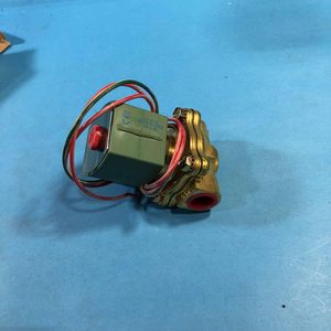 Vanne solénoïde Asco Red Hat 8210G94 120V 60 cycles pour eau, construction métallique - Product Image 2