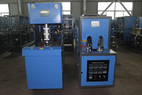 Machine de soufflage de bouteilles en PET semi-automatique, équipement de moulage par soufflage de bouteilles d'eau en plastique pour la production de bouteilles en PET