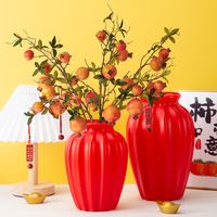 Vase décoratif Yicai au design moderne et personnalisable, en plastique résistant aux chocs, capable de contenir de l'eau pour fleurs fraîches