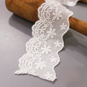 <span class=keywords><strong>Cinta</strong></span> de encaje de algodón festoneada <span class=keywords><strong>con</strong></span> <span class=keywords><strong>ojales</strong></span> RYL al por mayor <span class=keywords><strong>para</strong></span> <span class=keywords><strong>cortinas</strong></span> y proyectos de costura DIY - Product Image 4