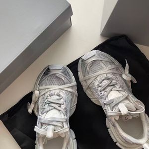 Calzado Deportivo Casual Moderno y a la Moda, de Alta Calidad, Transpirable, con Amortiguación y Absorción de Impactos, con Suela Gruesa para Caminar - Product Image 4