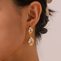 Boucles d'oreilles clous en zircon martelé en forme de goutte d'eau, plaqué or 18 carats, en acier inoxydable, inaltérables, pour femme