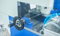 HX460BCRTA Machine de découpe automatique de coins ronds à double tête pour outils professionnels de post-presse pour cahier d'exercices et cahier