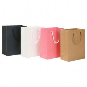 Sac cadeau en papier blanc imprimé avec logo personnalisé, avec poignée, 24 cm x 10 cm x 17 cm, pack promotionnel - Product Image 4