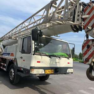 Vente chaude utilisé ZOOMLION QY30VF 30Ton <span class=keywords><strong>grue</strong></span> de <span class=keywords><strong>camion</strong></span> de levage hydraulique moteur FPT marque noyau moteur <span class=keywords><strong>grue</strong></span> montée sur <span class=keywords><strong>camion</strong></span> à vendre - Product Image 3