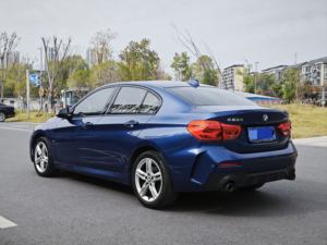 <span class=keywords><strong>BMW</strong></span> Serie 1 <span class=keywords><strong>2021</strong></span> <span class=keywords><strong>120i</strong></span> M Sport Shadow Edition Sedán de 5 Plazas Transmisión Automática Euro VI Volante a la Izquierda Turbo - Product Image 4