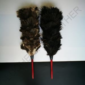Fabricant Usine Vente en gros Toutes sortes de plumeaux d'autruche naturels teints avec manche en bois antistatique Différents types de plumes - Product Image 6