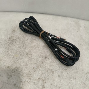 สายไฟบูมรถขุดฮุนได รุ่น 21Q6-10040 ขนาด 1x2.5 มม. ฉนวนพีวีซี 24V สายไฟแขนบน สำหรับรุ่น 215-9C 225Vs 225-9T 300-9s - Product Image 1