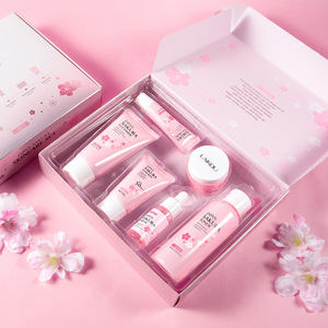 Set <span class=keywords><strong>de</strong></span> Regalo <span class=keywords><strong>de</strong></span> <span class=keywords><strong>Belleza</strong></span> Sakura Todo en Uno, Productos Veganos <span class=keywords><strong>para</strong></span> el Cuidado <span class=keywords><strong>de</strong></span> la Piel, Aclaramiento Natural, <span class=keywords><strong>Kit</strong></span> <span class=keywords><strong>de</strong></span> Cuidado Facial Sakura - Product Image 3