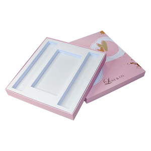 กล่องของขวัญ<span class=keywords><strong>สีชมพู</strong></span>สำหรับผู้หญิงแบบฝาพับ ขายดี สินค้าใหม่จากโรงงาน พร้อมปั๊มทองโลโก้ตามสั่ง กล่องใส่เครื่องประดับแบบฝา-ฐาน พร้อมแผ่น EVA ด้านใน - Product Image 3