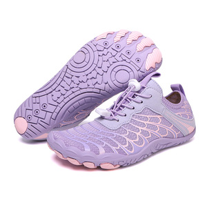 Chaussures d'eau unisexe à empeigne en maille et semelle extérieure en caoutchouc antidérapante, à bout fermé, pour l'été, la plage, la randonnée, la natation et le fitness - Product Image 3