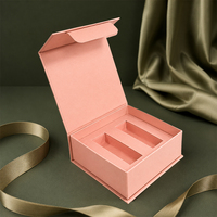 Boîtes cadeaux en carton, boîte en papier rigide en forme de livre avec couvercle à fermeture magnétique pour l'emballage