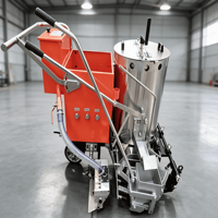 Machine d'application de peinture thermofusible robuste à cadre lourd avec système de décompression pour la peinture de marquage routier - Prix