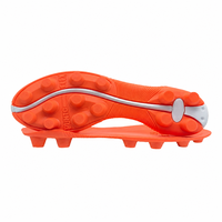 Semelle de chaussure de football de qualité supérieure en TPU, semelle extérieure antidérapante, durable et confortable pour les chaussures de football, vente en gros ODM/OEM