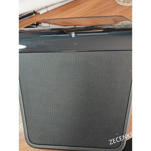 1 ชิ้น CRESTRON CCS-UC-1-AV W/PS KIT ระบบการประชุมทางวิดีโอแบบรวมบนเดสก์ท็อปที่ใช้แล้ว - Product Image 4