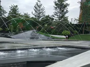 AWS lebendiger Wassersprungbrunnen tanzender bunt dekorativer Poolbrunnen einfache Installation laminarer Düsenbrunnen