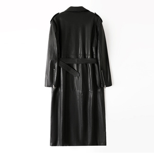 Cappotto Lungo in Vera Pelle Conciata al Vegetale Jancoco con Colletto Rovesciato e Cintura per Donna - Product Image 2