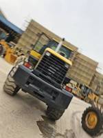 Chargeuse sur pneus KOMATSU WA320-5 d'occasion, modèle 2024, charge nominale de 4000 kg, moteur de 124 kW, faible nombre d'heures de fonctionnement, 100% d'origine japonaise