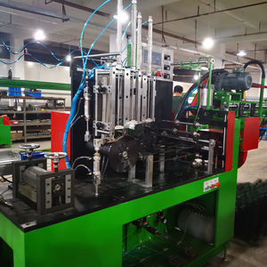 เครื่องทำเข็มสนใบคริสต์มาสแบบมีใบมีด<span class=keywords><strong>สี่</strong></span>เส้นสำหรับกิ่งผลิตจากพีวีซี PE แบบอัตโนมัติ - Product Image 1