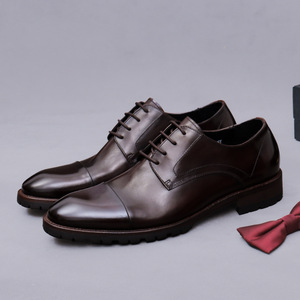 รองเท้าหนังแท้ทรงอิตาเลียนแบบสี่เหลี่ยมผูกเชือก ผลิตด้วยวิธี Goodyear Welted สีแดงไวน์ ทำด้วยมือ รองเท้าเดอร์บี้ รองเท้าทางการสำหรับธุรกิจ - Product Image 3