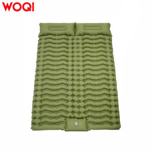 Matelas pneumatique Woqi 2 places 190x125x8cm ultraléger avec oreiller et pompe intégrée pour le camping, la randonnée, la voiture et la plage - Product Image 1
