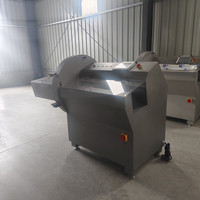 Machine à découper la viande, catégorie de produits : machines de transformation de la viande
