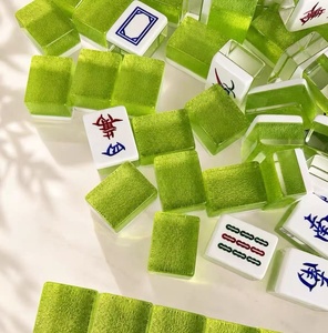 Jeu de tuiles de mahjong en acrylique vert de haute qualité, jeu de mahjong chinois traditionnel classique, tuiles gravées durables pour les fêtes de famille - Product Image 1